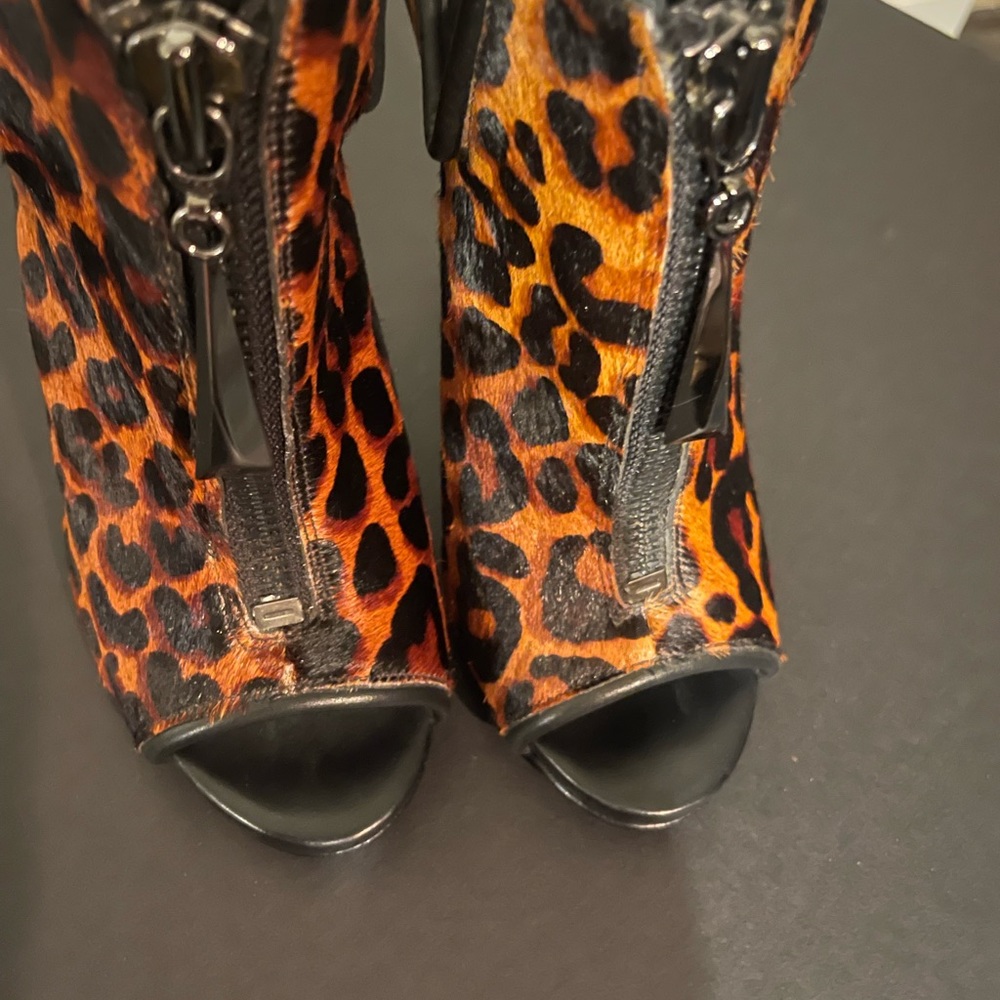 Shultz calfskin leopard booties - Picture 2 of 7
